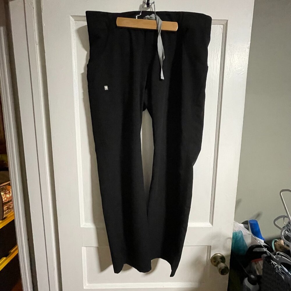 Figs Womens Kade Cargo Scrub Pants Black Size Extra Large